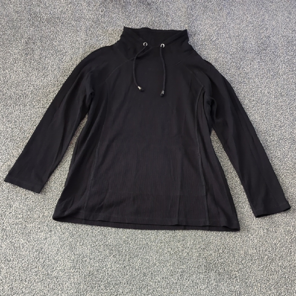 St. John's Bay Black Ribbed Knit Top
